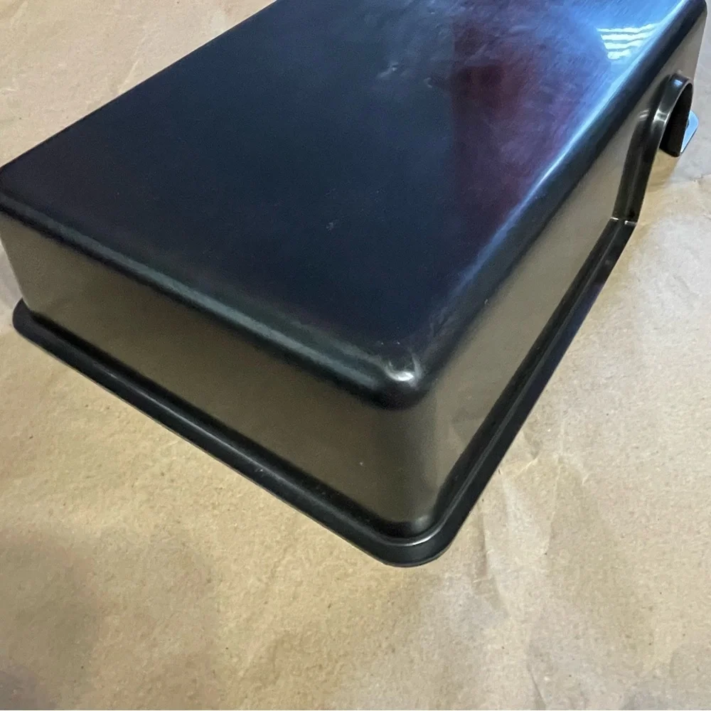 Black Plastic Reptile Hide Box